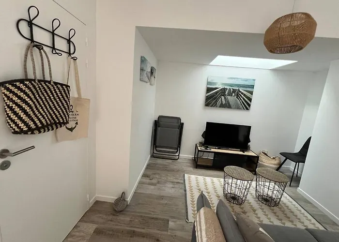 Konukevi La Cachette, Jolie Maison Avec Terrasse - Arago 4*